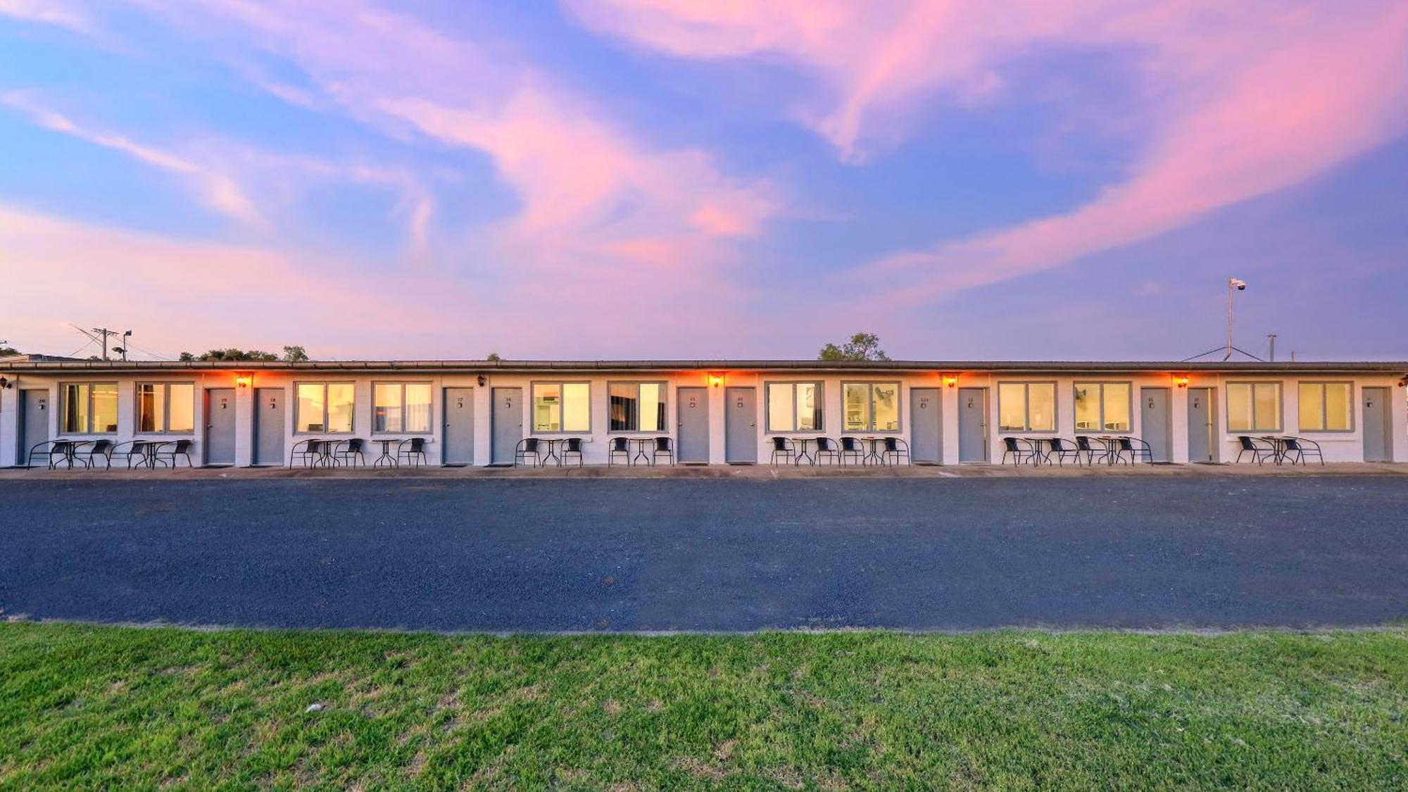 Artesian Motor Inn Under New Management Rams Motel Coonamble Eksteriør billede